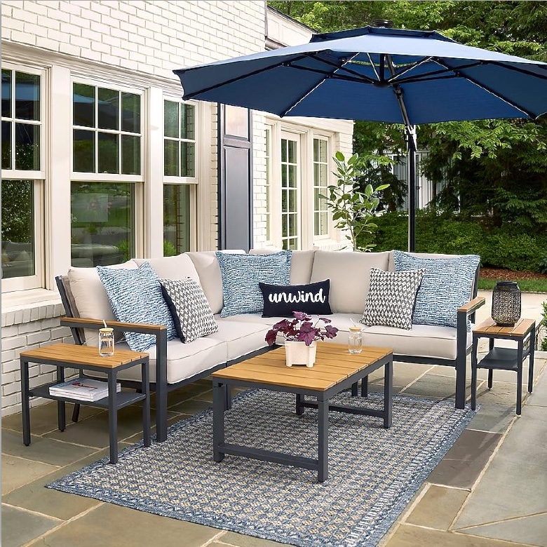 Product photo of patio seating